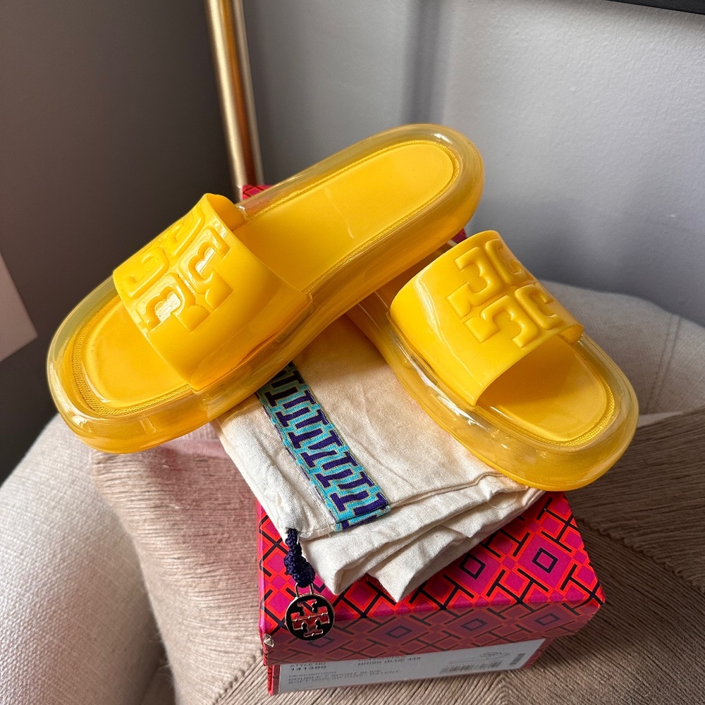 Tory Burch jelly